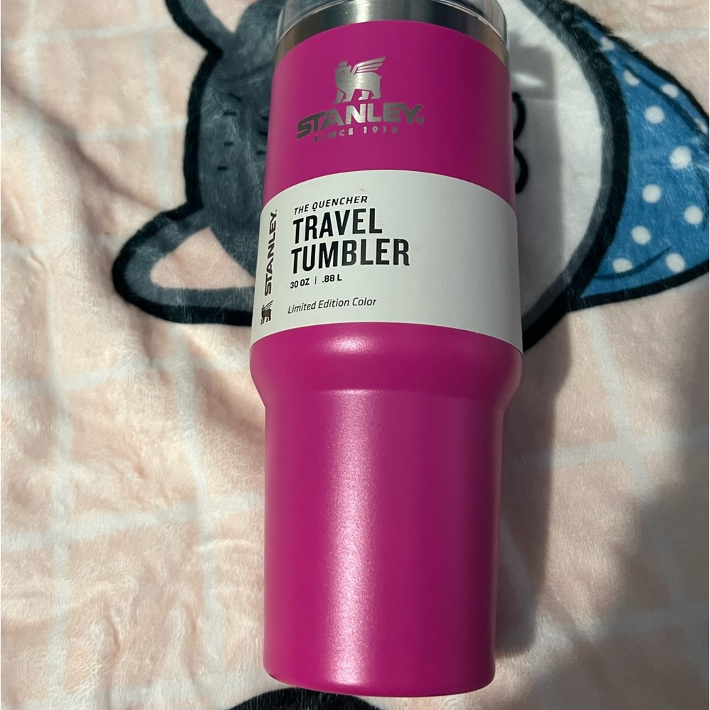 New Stanley Ravishing Pink Tumbler 30 oz